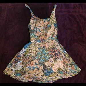 Summer dress size large. Lucca Couture